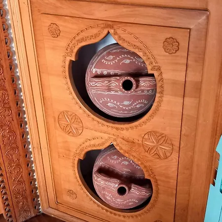 μanolios Traditional 펜션 스키로스