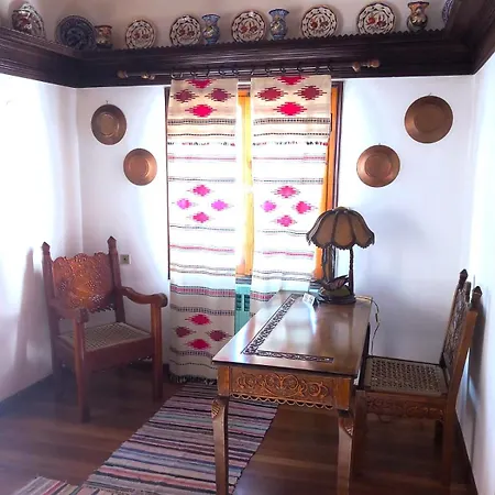 펜션 μanolios Traditional 스키로스
