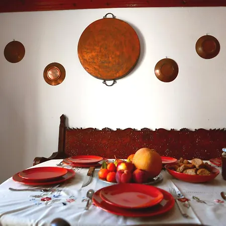 μanolios Traditional *